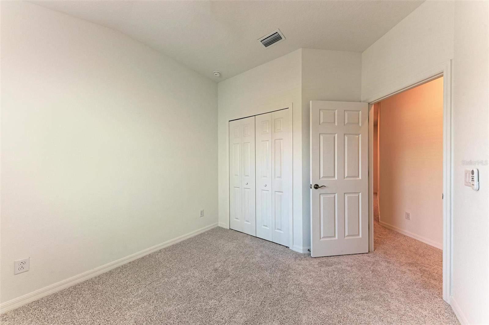 SIENNA PARK TOWNHOMES AT UNIVERSITY - Residential Lease