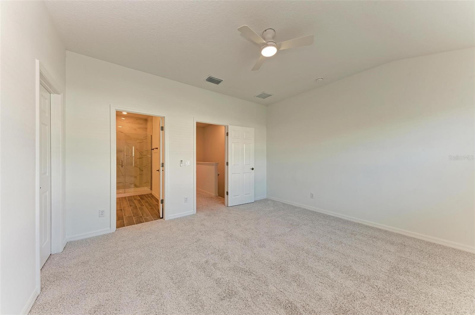 SIENNA PARK TOWNHOMES AT UNIVERSITY - Residential Lease