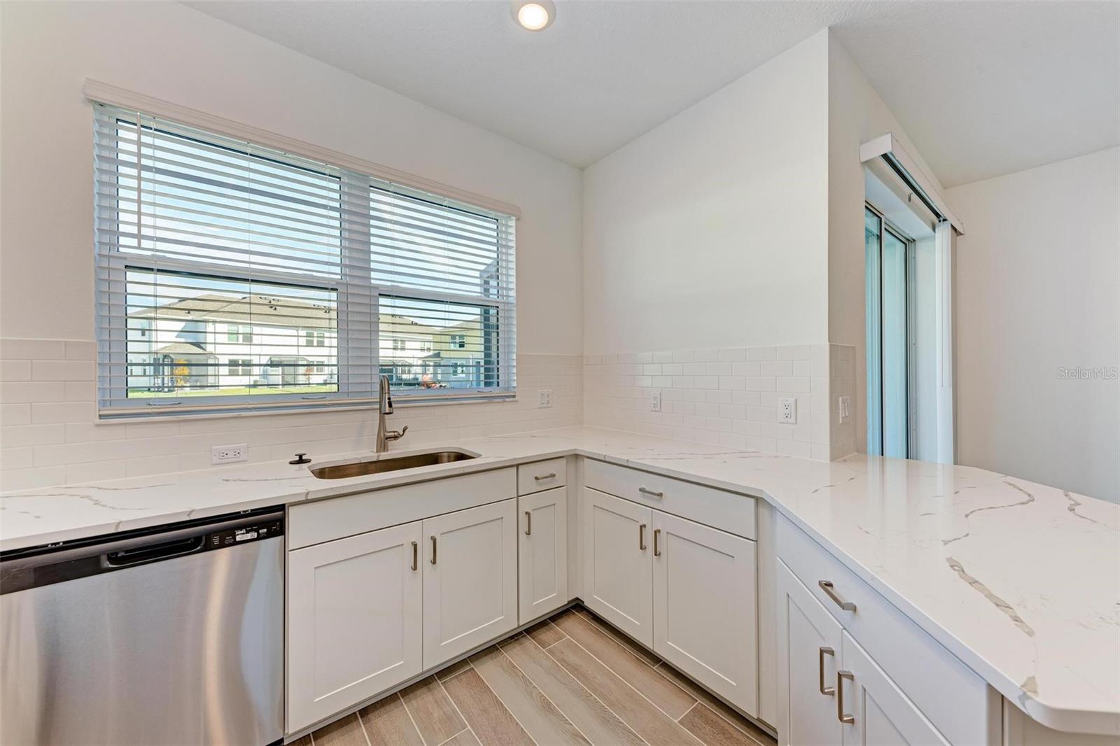 SIENNA PARK TOWNHOMES AT UNIVERSITY - Residential Lease