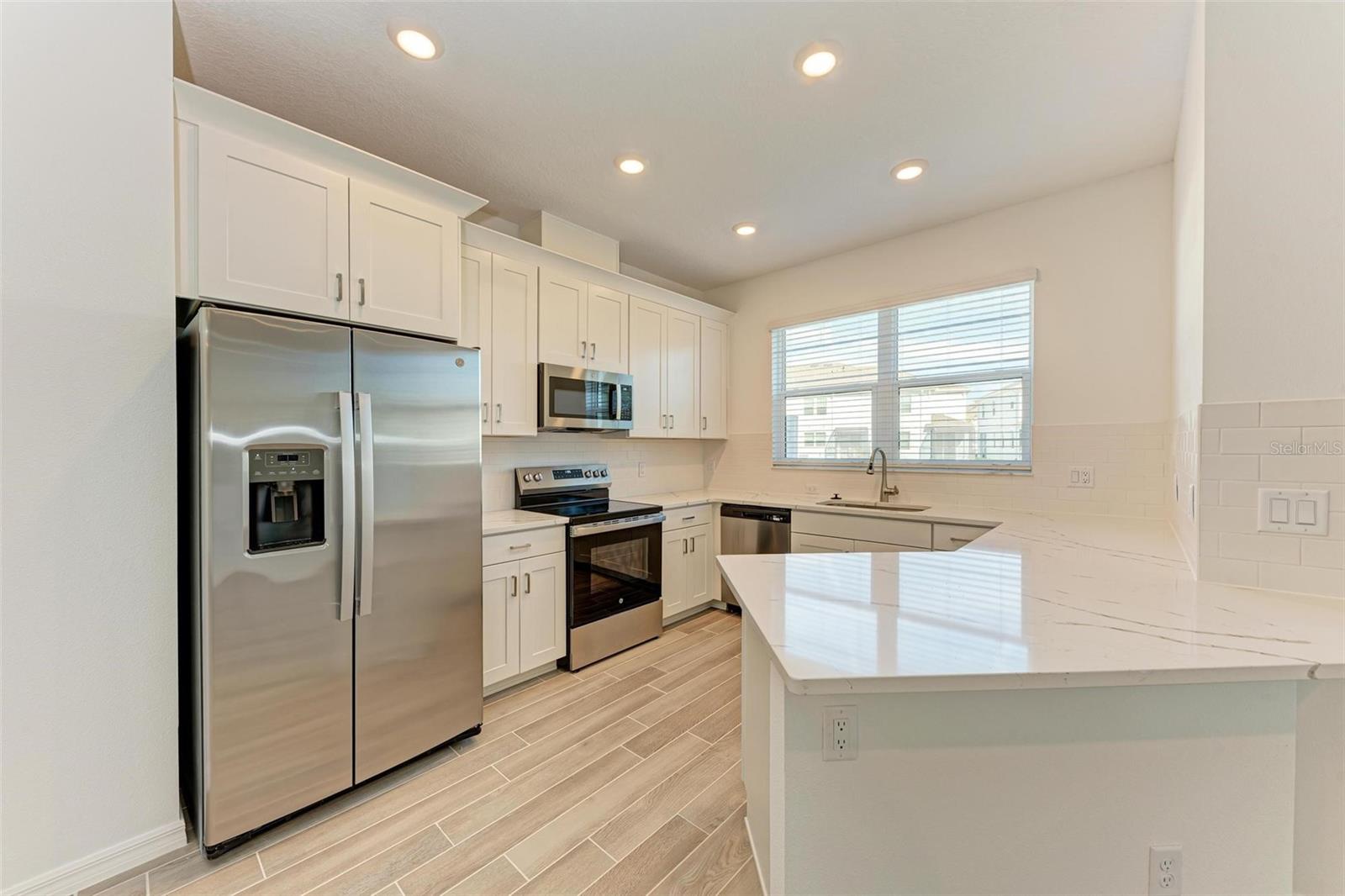 SIENNA PARK TOWNHOMES AT UNIVERSITY - Residential Lease