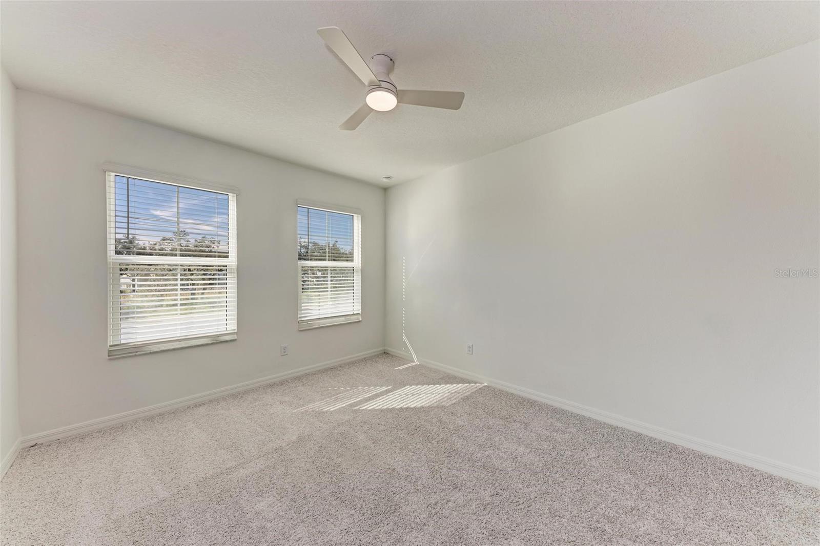 SIENNA PARK TOWNHOMES AT UNIVERSITY - Residential Lease