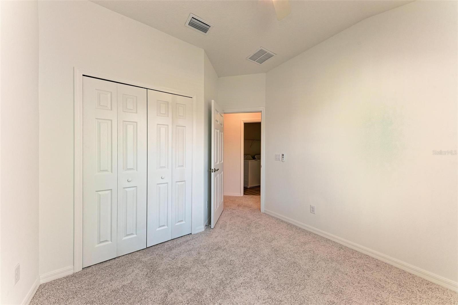 SIENNA PARK TOWNHOMES AT UNIVERSITY - Residential Lease