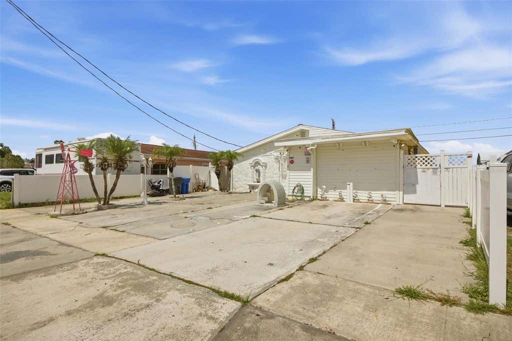 Photo of 6812 N Thatcher Avenue, Tampa, FL 33614 (MLS # TB8512189)