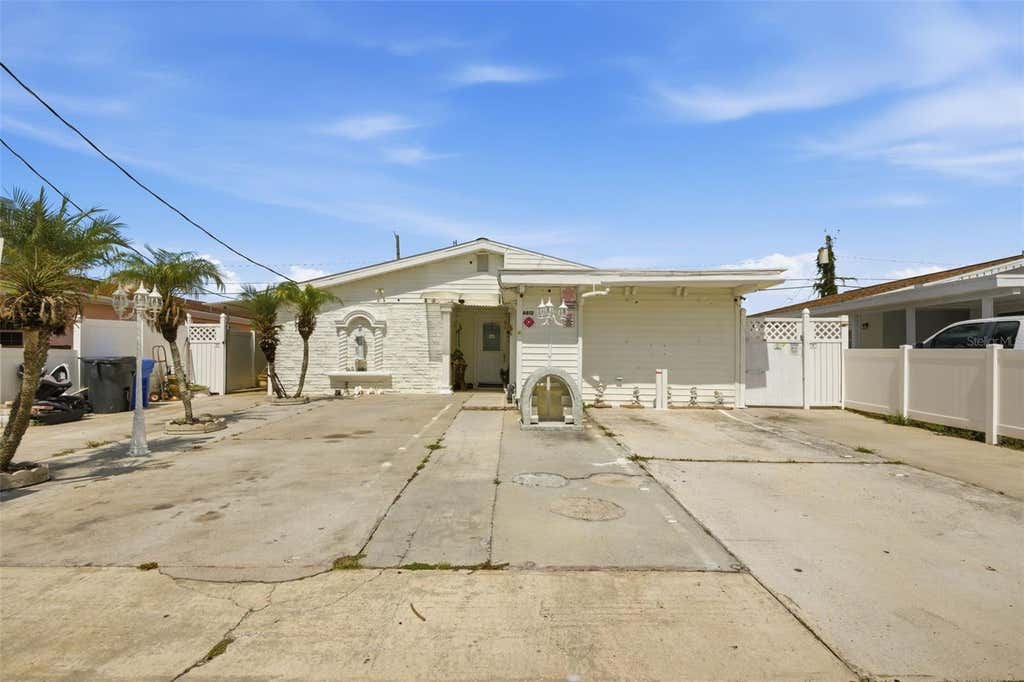 Photo of 6812 N Thatcher Avenue, Tampa, FL 33614 (MLS # TB8512189)