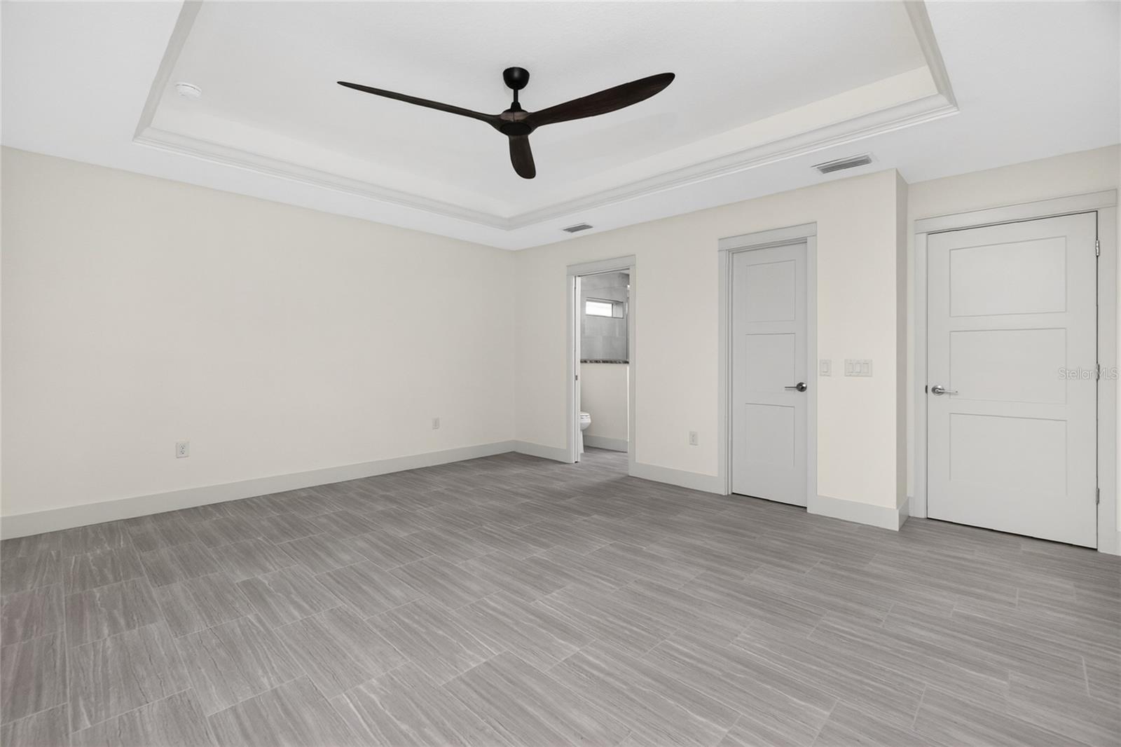 LA PUNTA PARK - Residential