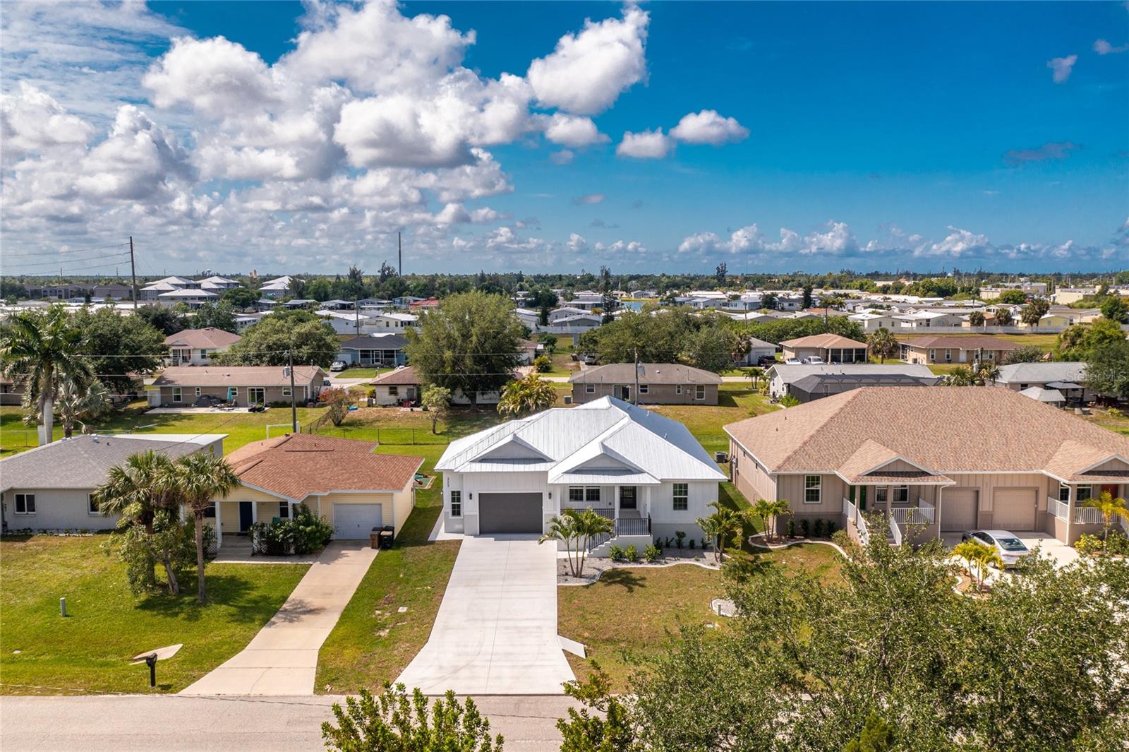 LA PUNTA PARK - Residential