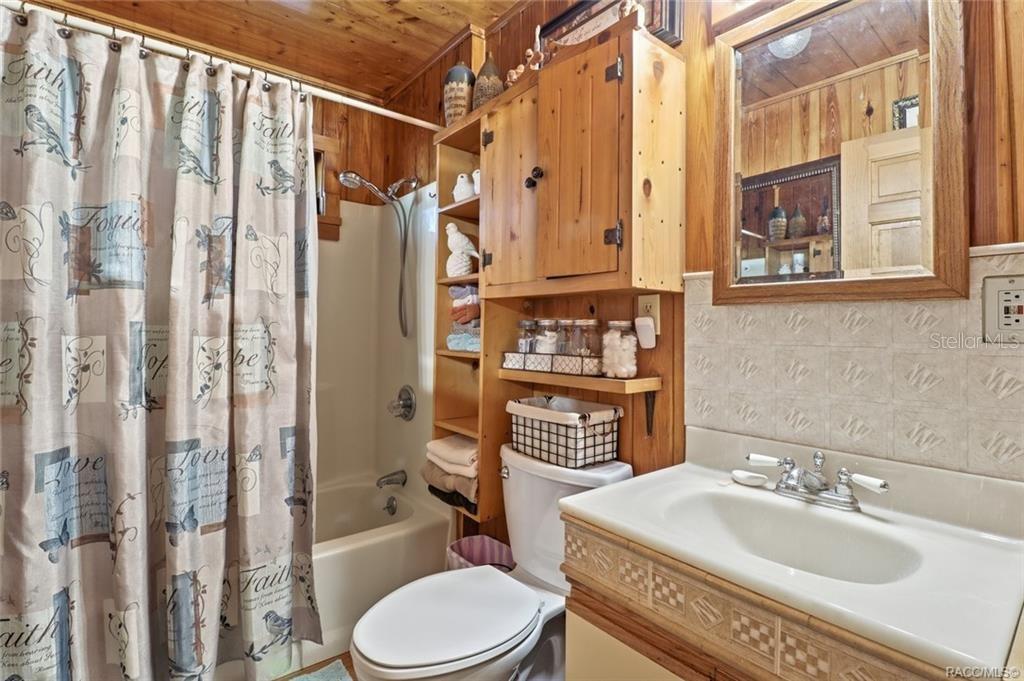 WEST & JOHNSON ADD - Residential