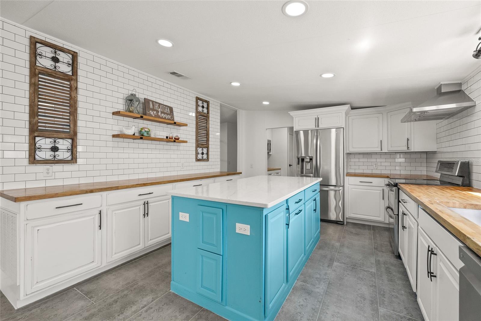 UNPLATTED - Residential