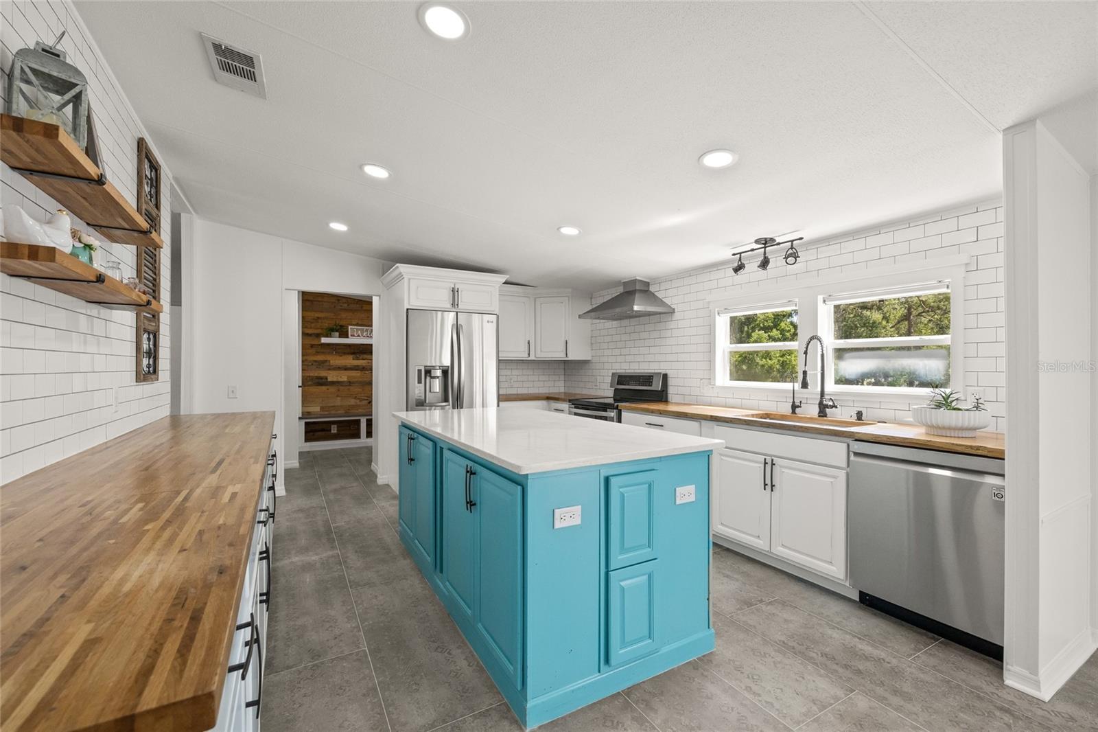 UNPLATTED - Residential