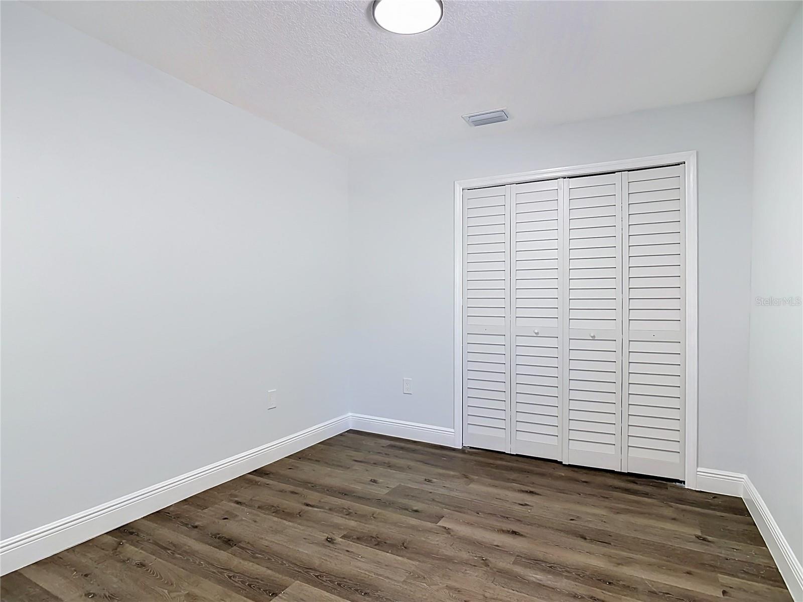 ORMOND LT N RIVER LT 11 - Residential