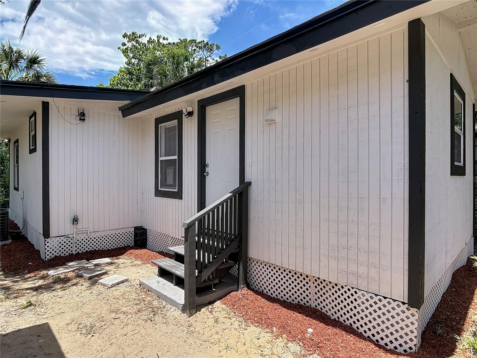 ORMOND LT N RIVER LT 11 - Residential