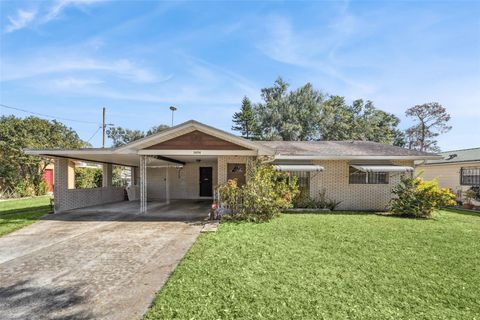 Photo of 1604 26th Street NW, Winter Haven, FL 33881 (MLS # O6363383)
