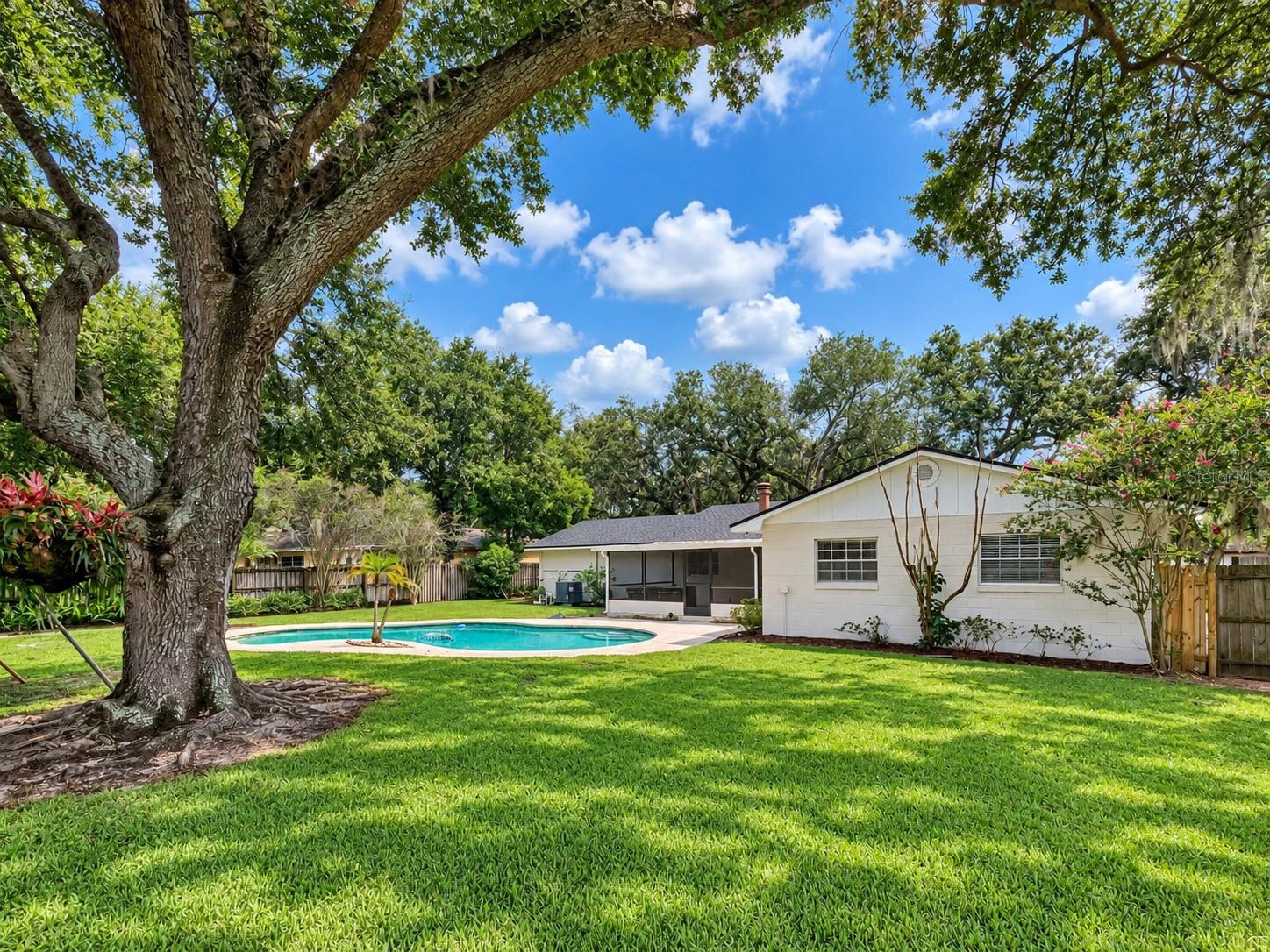 4224 FALLWOOD CIRCLE