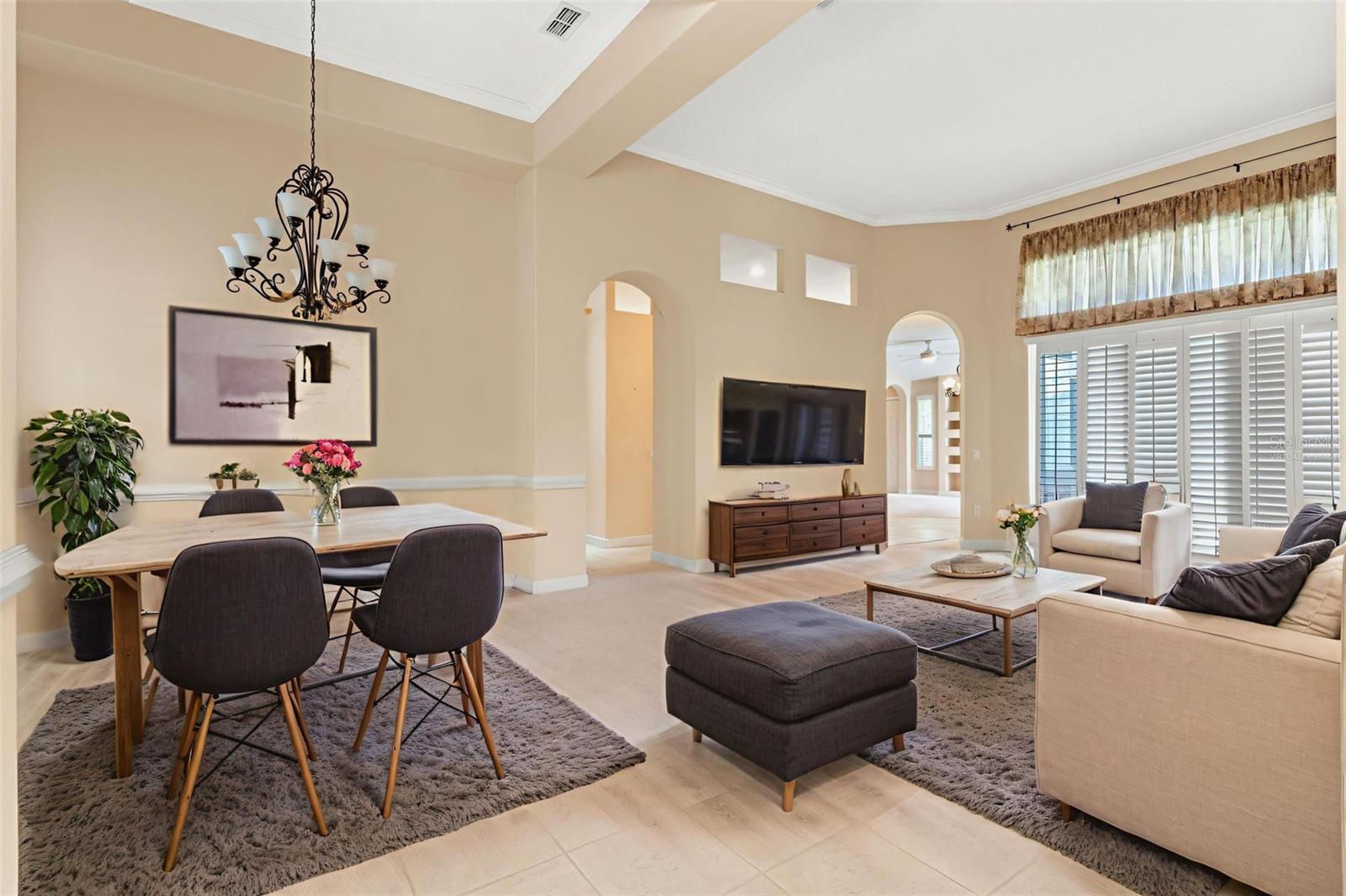 1220 GLENHEATHER DRIVE