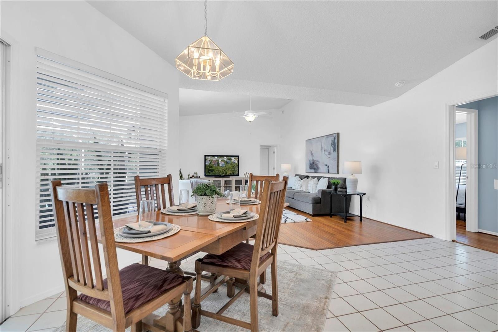 TRINITY OAKS - Residential