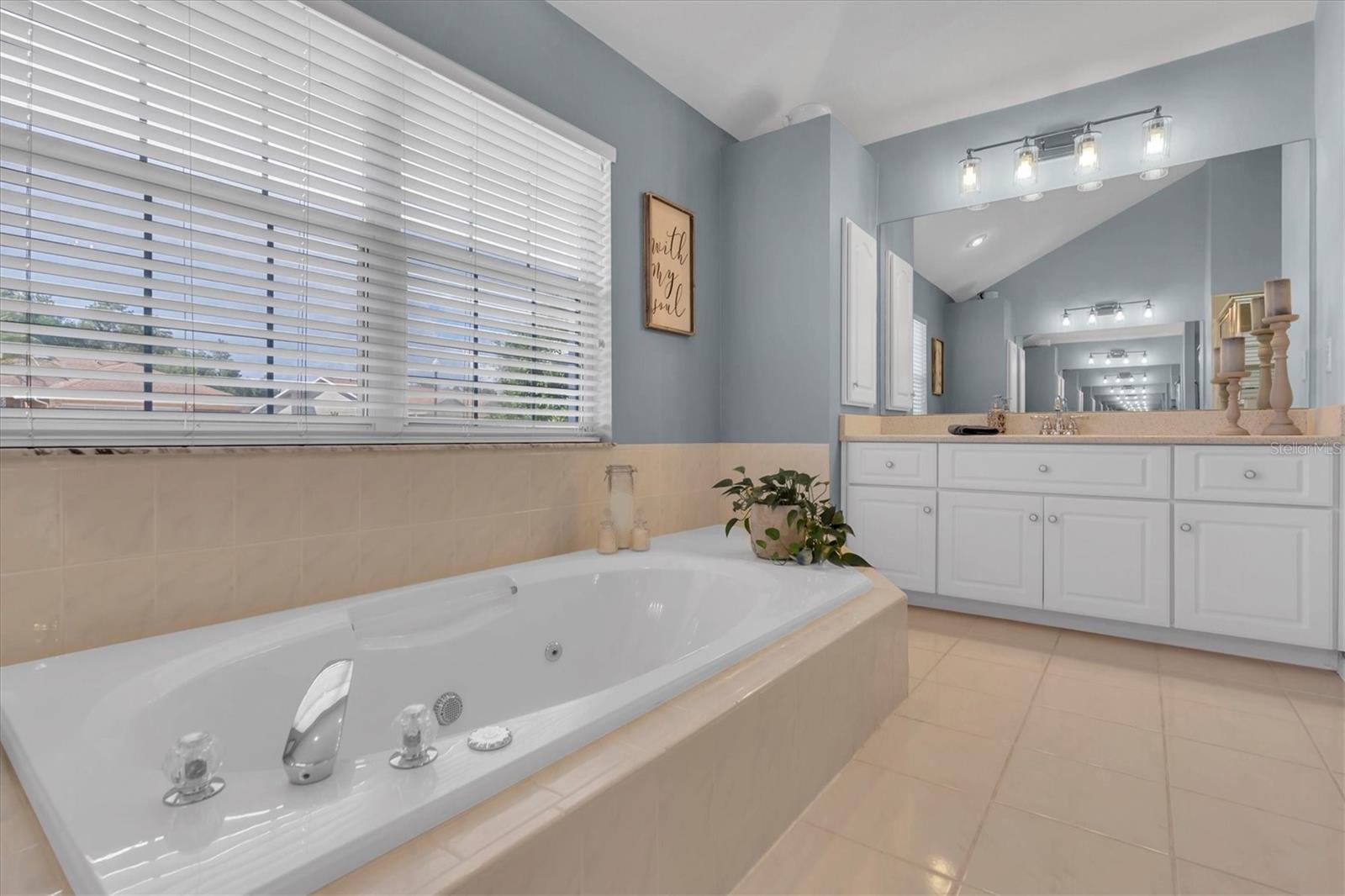 TRINITY OAKS - Residential