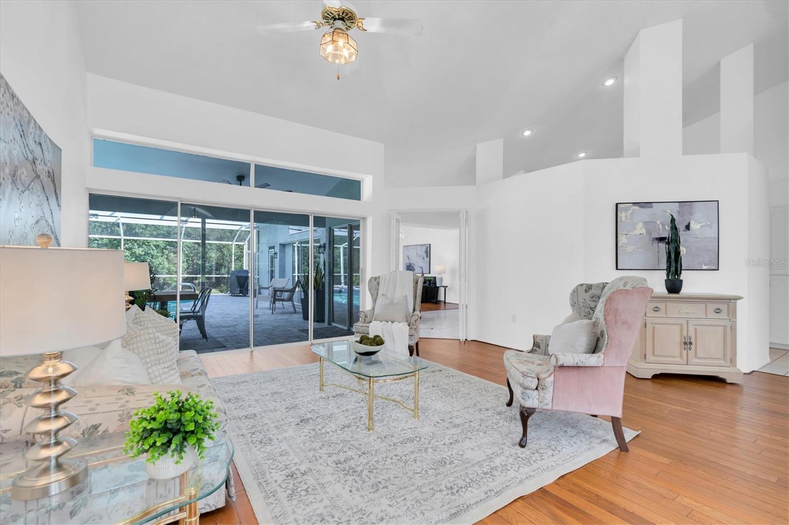 TRINITY OAKS - Residential