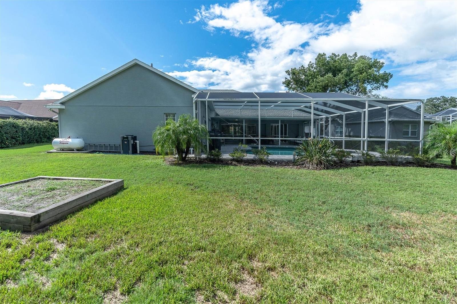 TRINITY OAKS - Residential