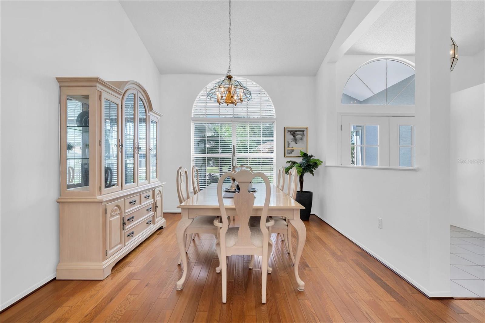 TRINITY OAKS - Residential