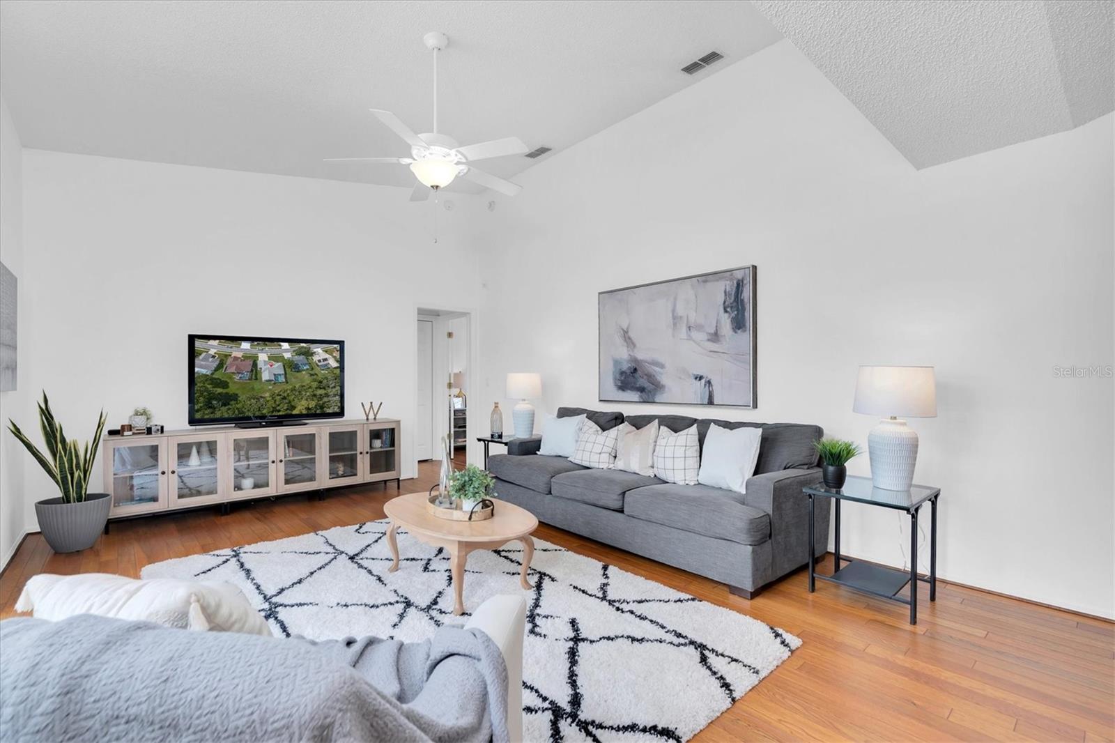 TRINITY OAKS - Residential