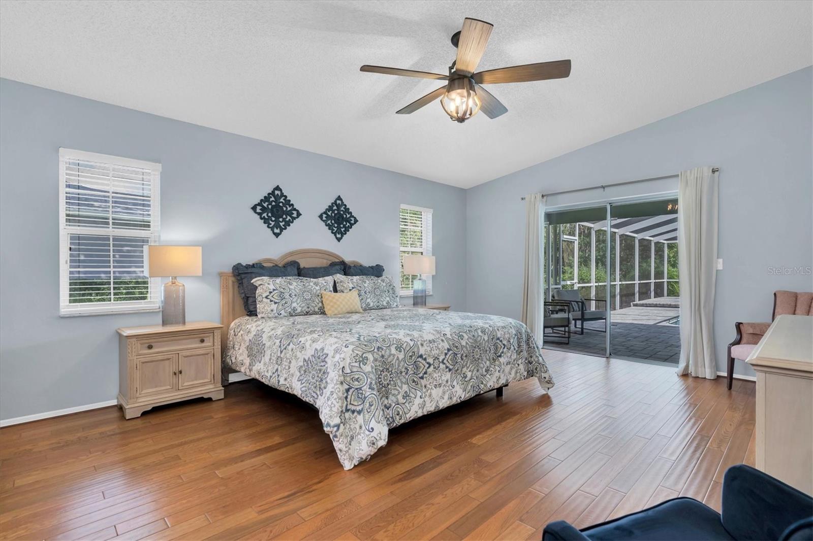 TRINITY OAKS - Residential