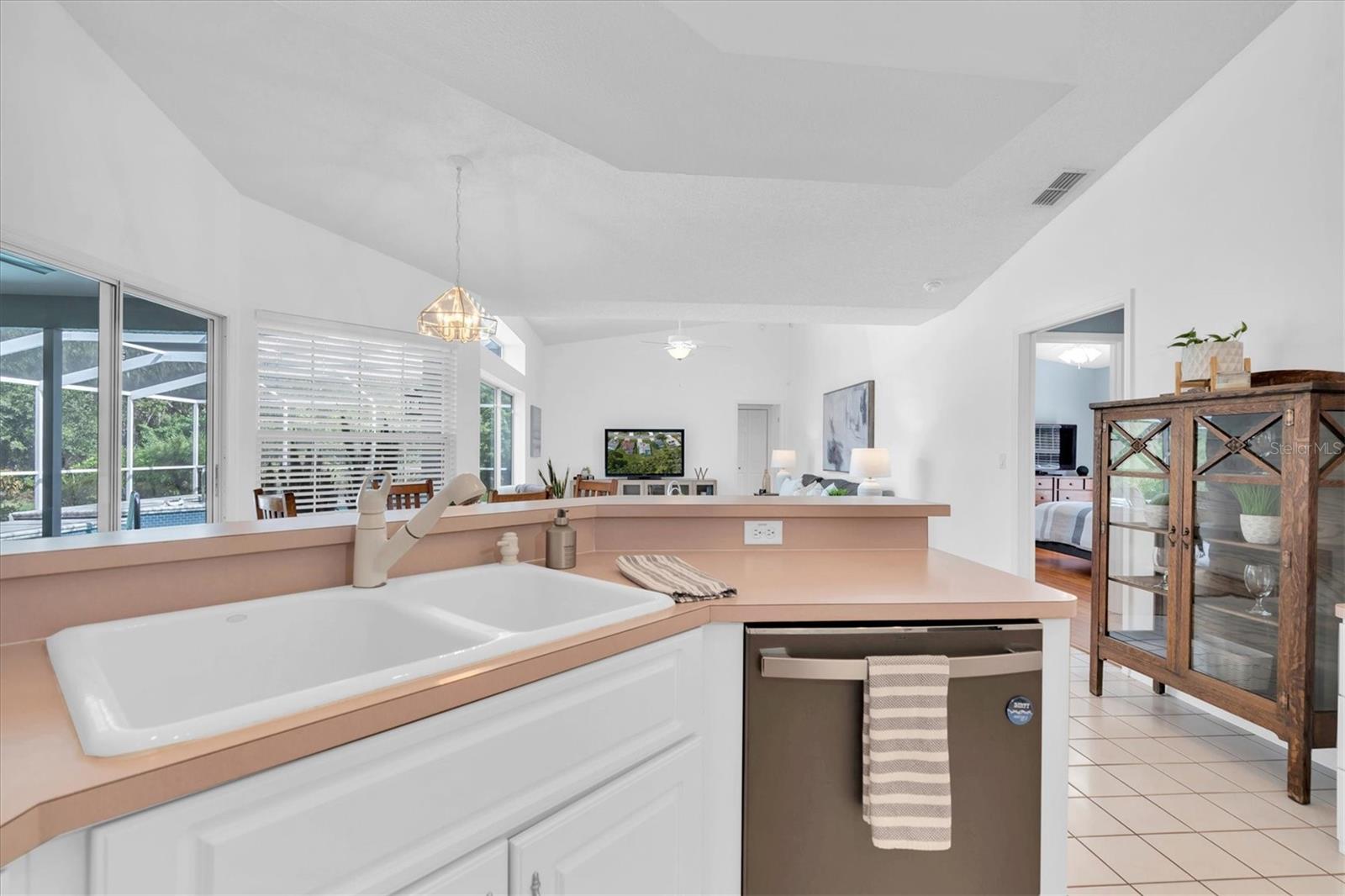 TRINITY OAKS - Residential