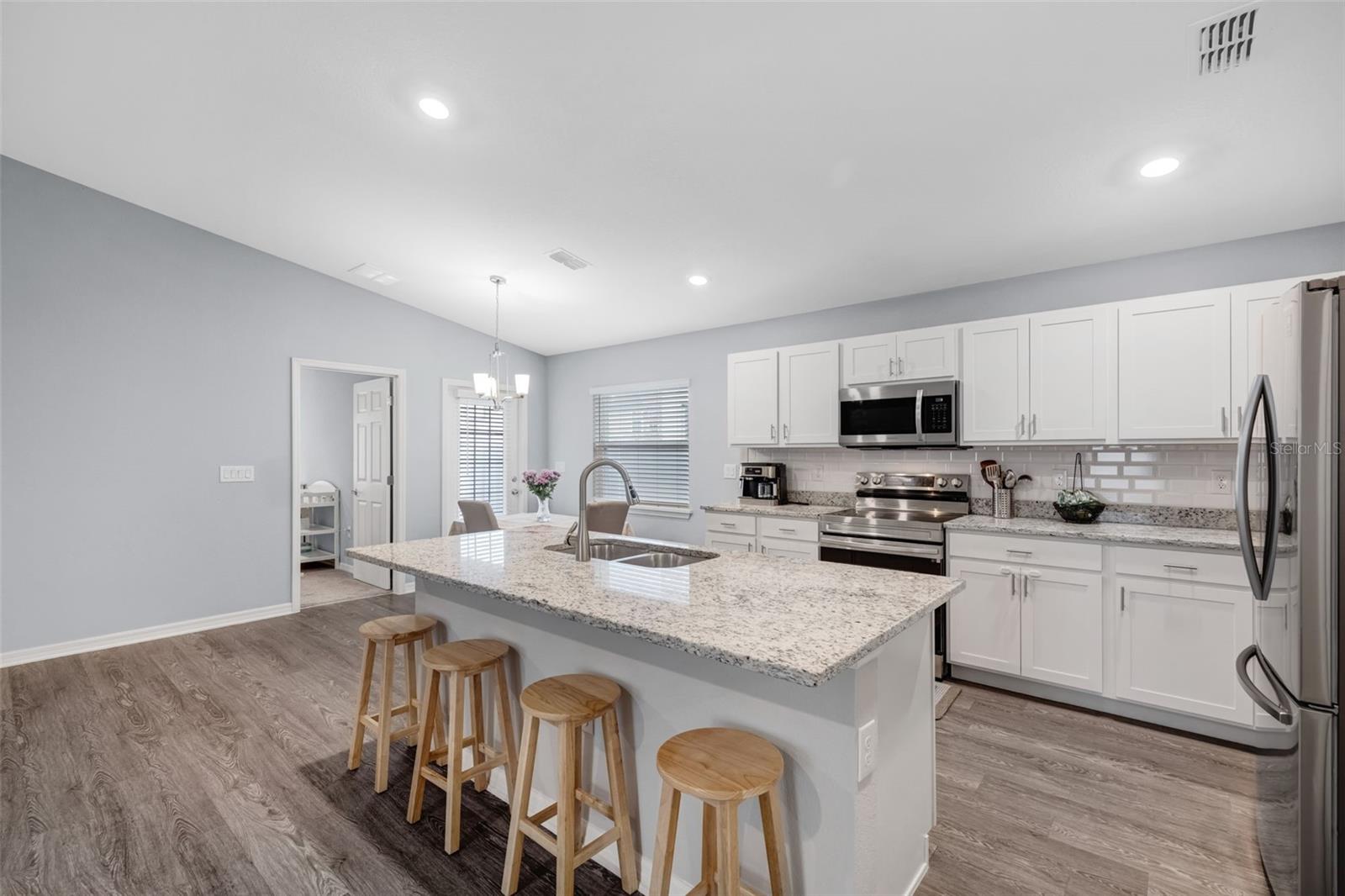 RIDGEWOOD - Residential