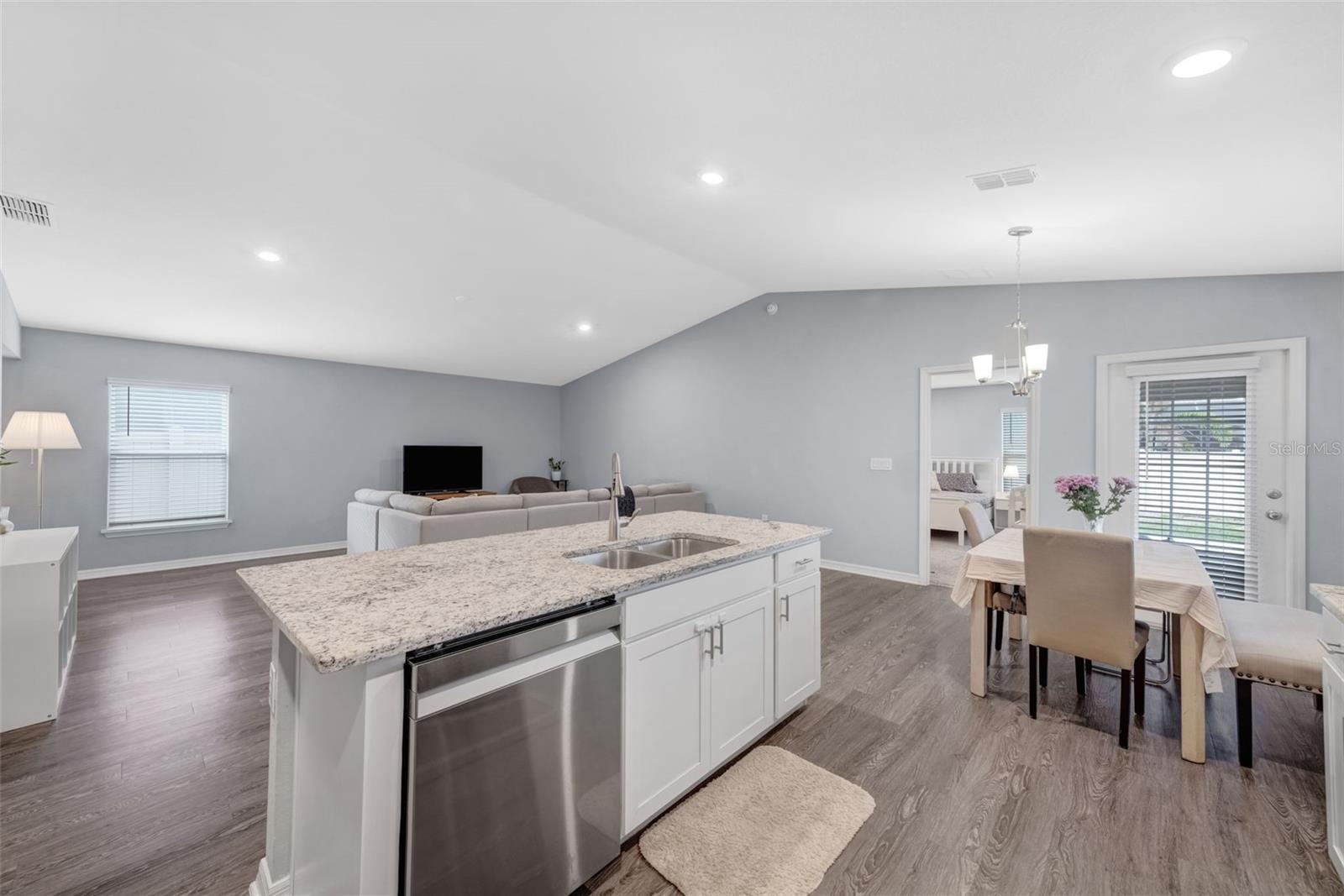 RIDGEWOOD - Residential