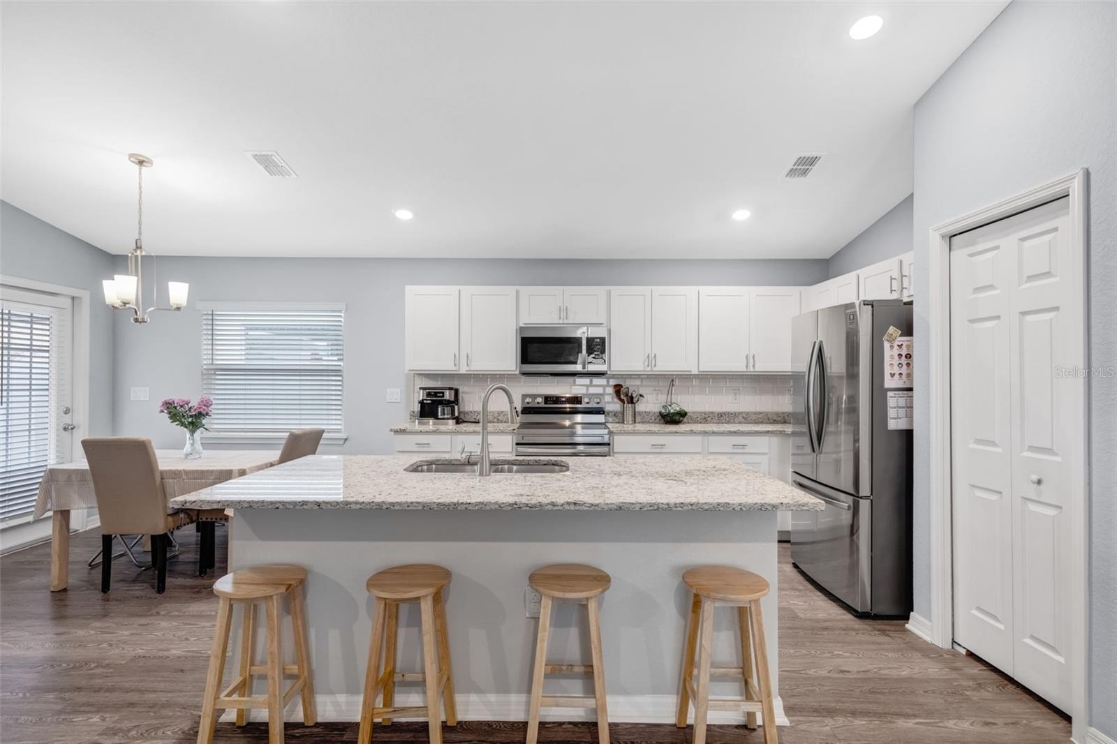 RIDGEWOOD - Residential