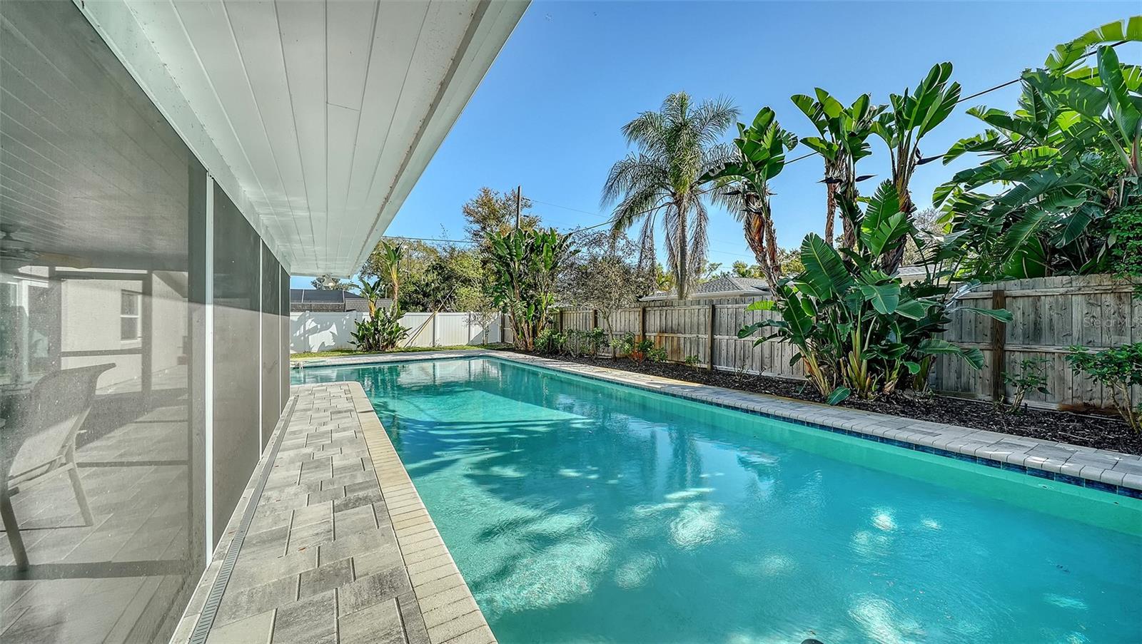 SOUTH GATE - Residential