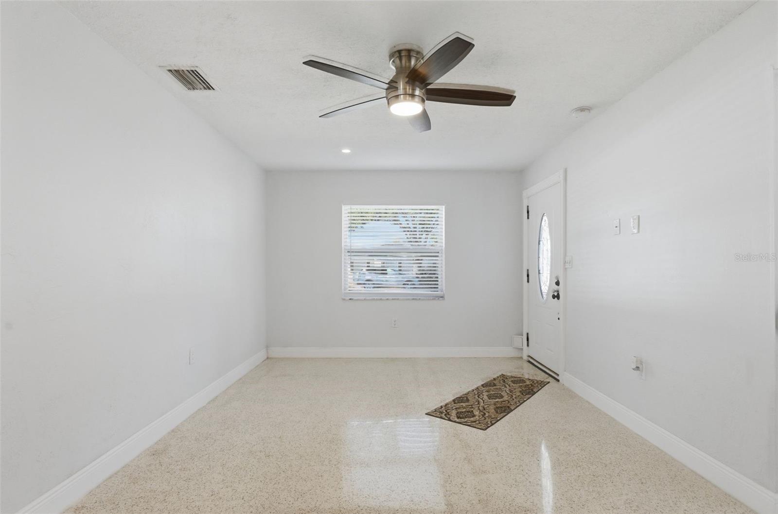 KELLY JOHN A SCARBROUGH SUB - Residential