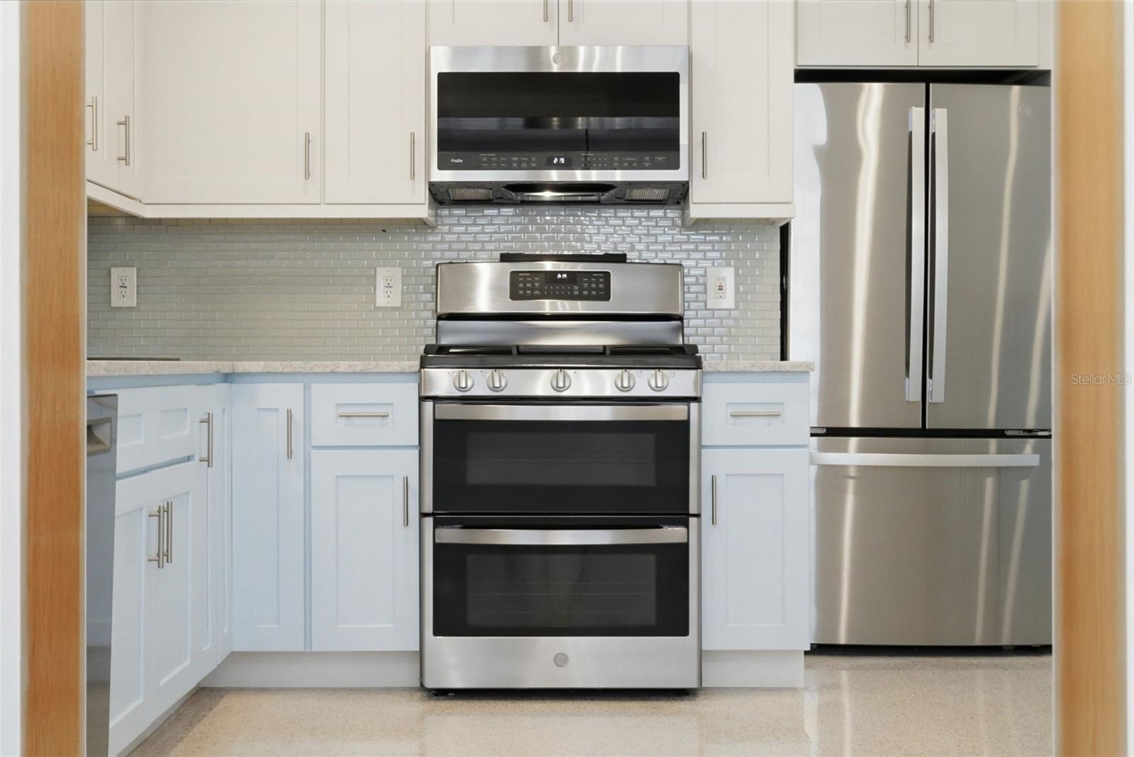 KELLY JOHN A SCARBROUGH SUB - Residential