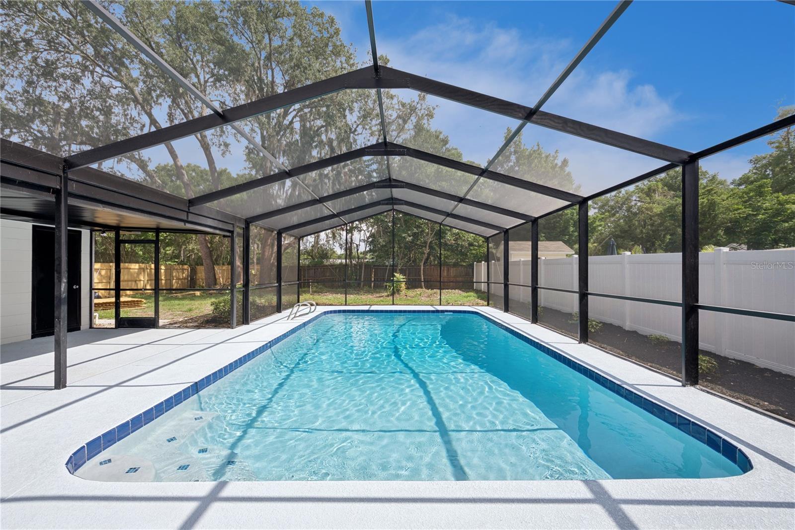 SANLANDO - Residential