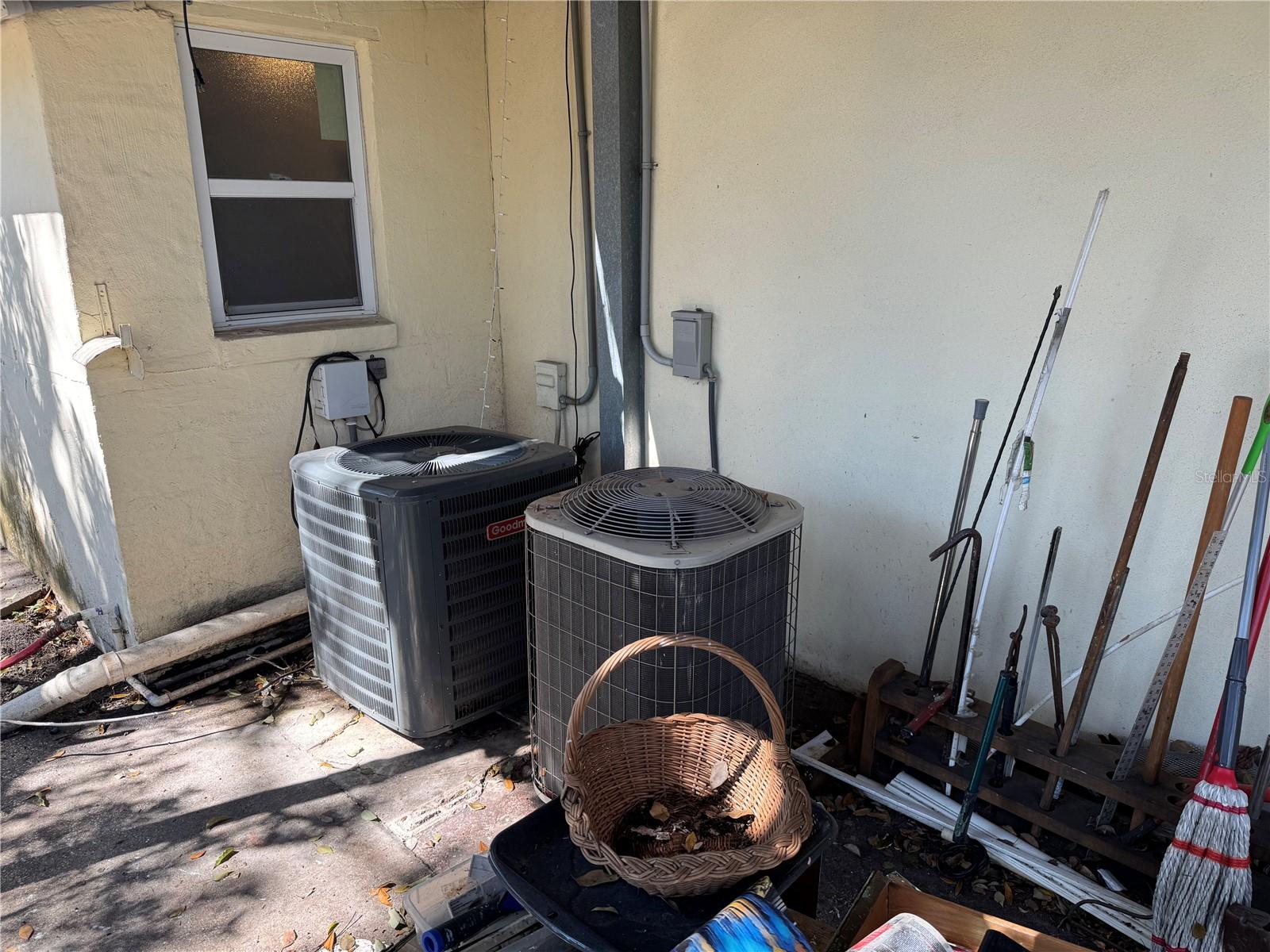 ARMENIA ACRES - Residential