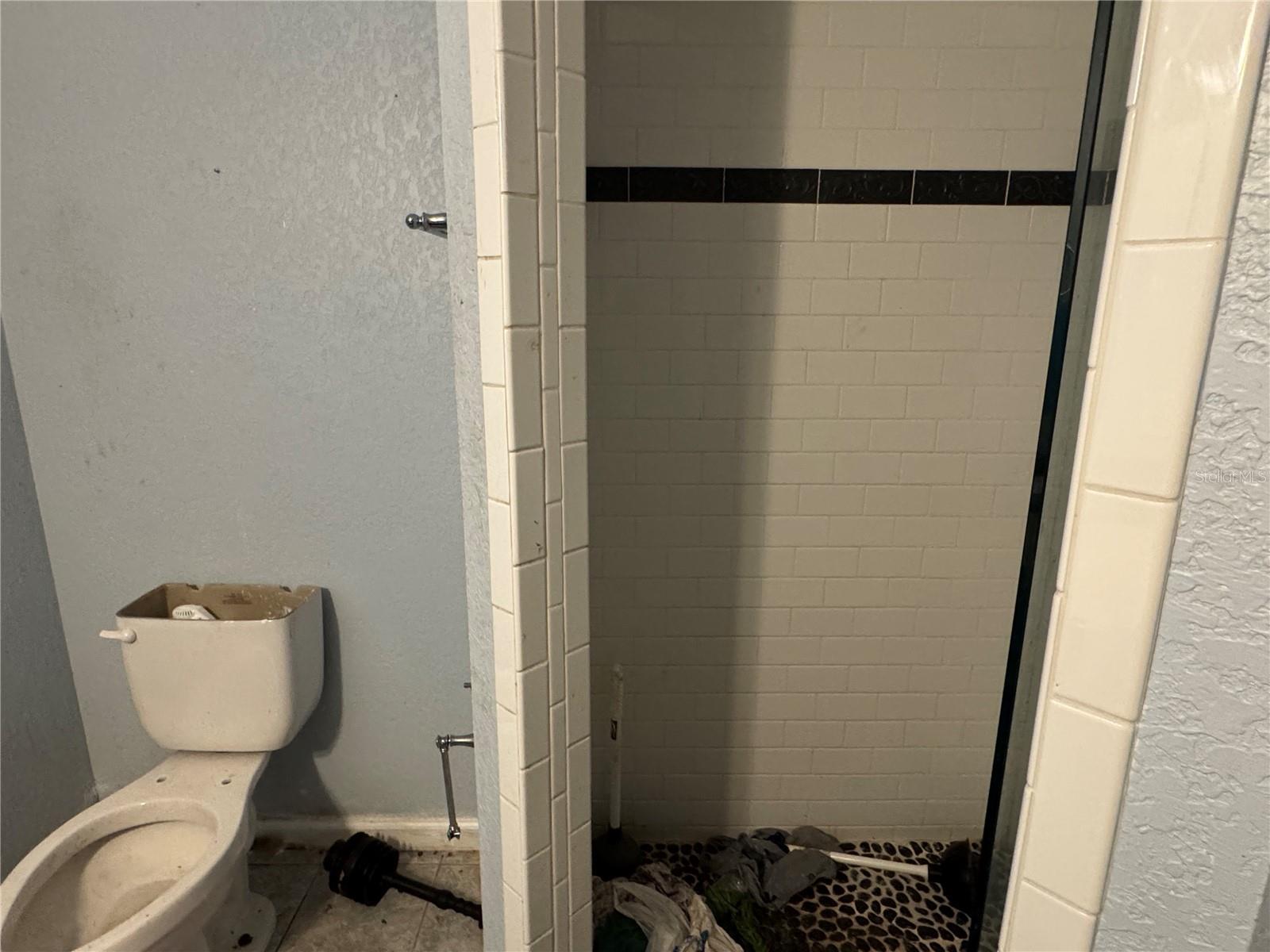 ARMENIA ACRES - Residential