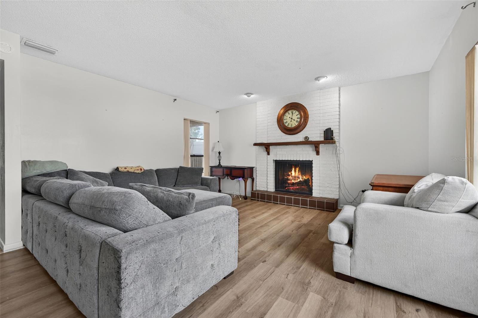 COUNTRY PLACE UNIT II - Residential