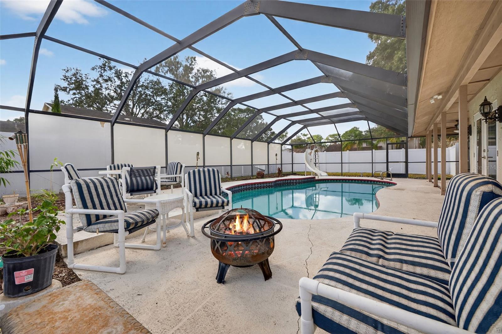 COUNTRY PLACE UNIT II - Residential