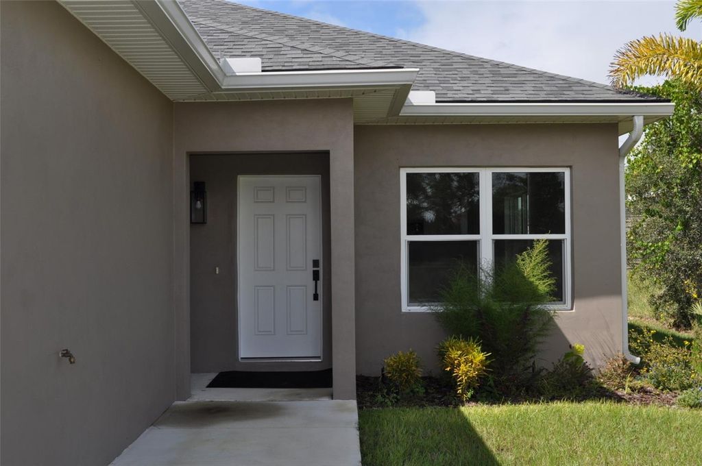 Photo of 4123 Mandarin Road, Sebring, FL 33875 (MLS # O6384097)