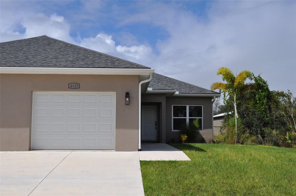 Photo of 4123 Mandarin Road, Sebring, FL 33875 (MLS # O6384097)