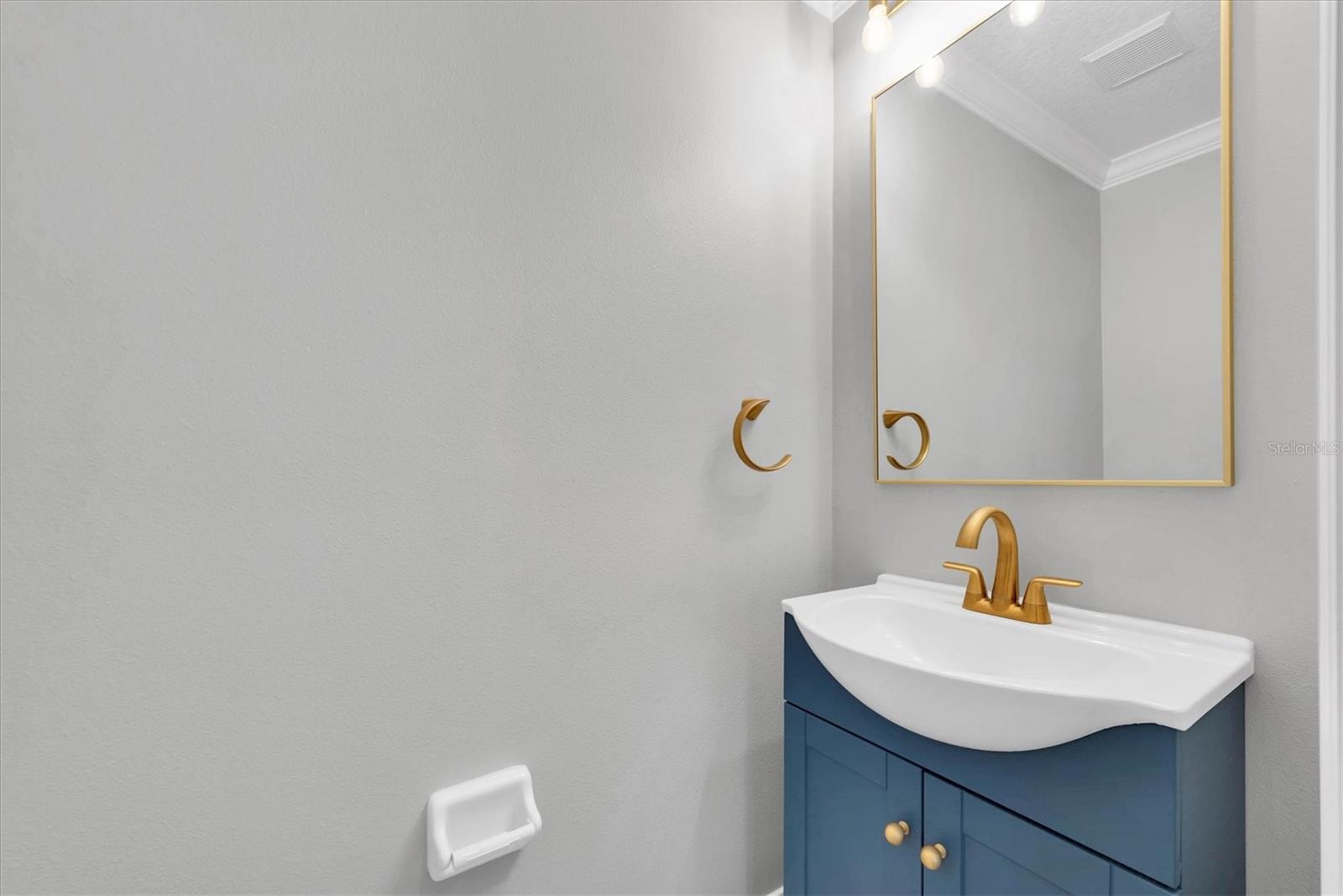 CLEVELAND STREET VILLAS - Residential