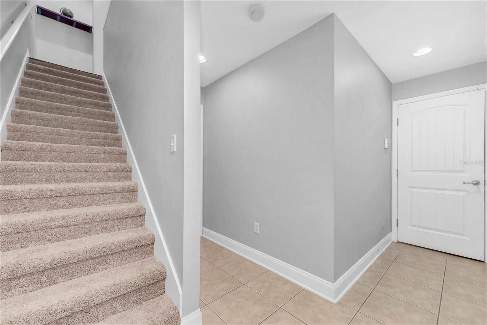 CLEVELAND STREET VILLAS - Residential