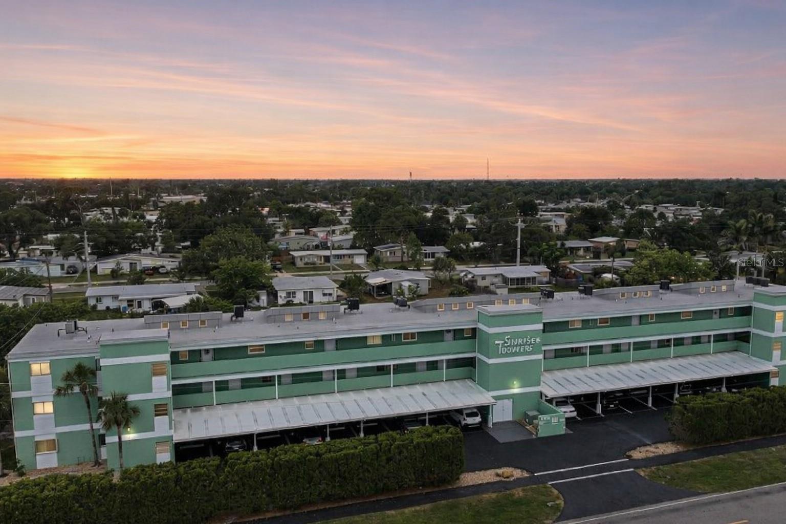 SUNRISE TOWERS PH 01 - Residential