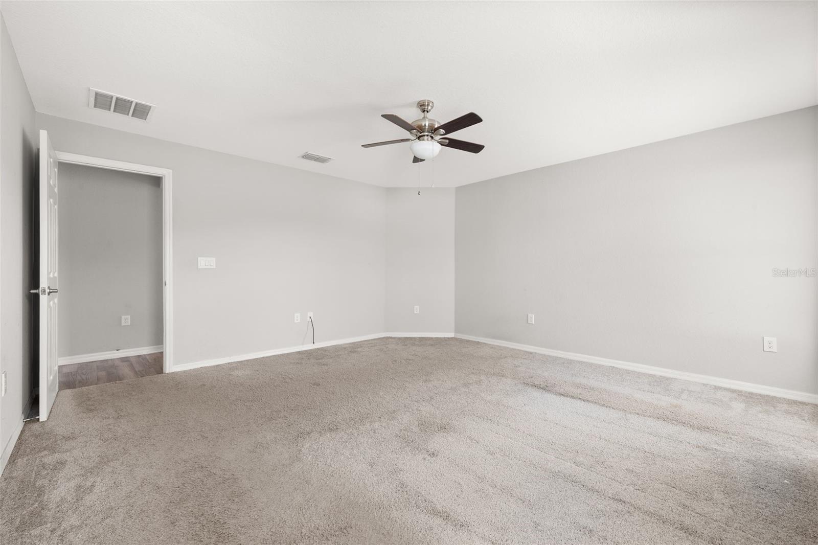 HIGHLAND MDWS 4B - Residential