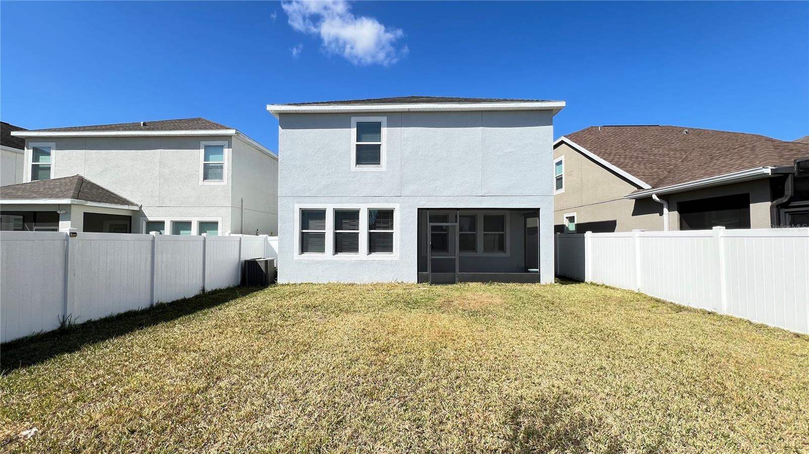 STOREY LAKE TR K - Residential