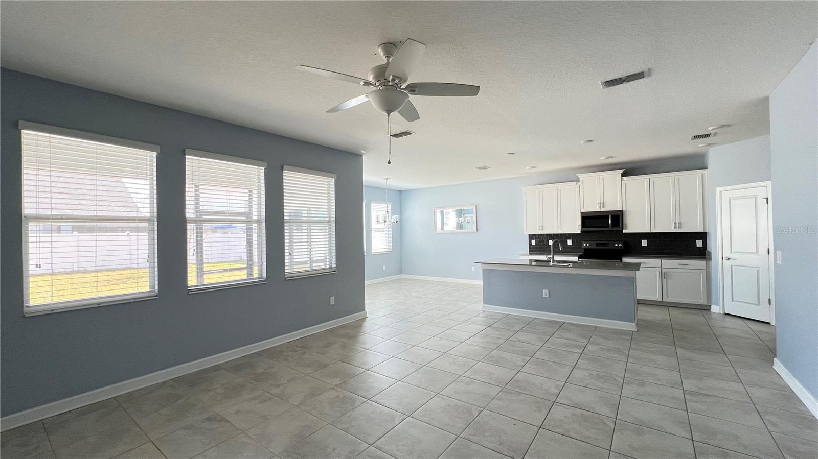 STOREY LAKE TR K - Residential