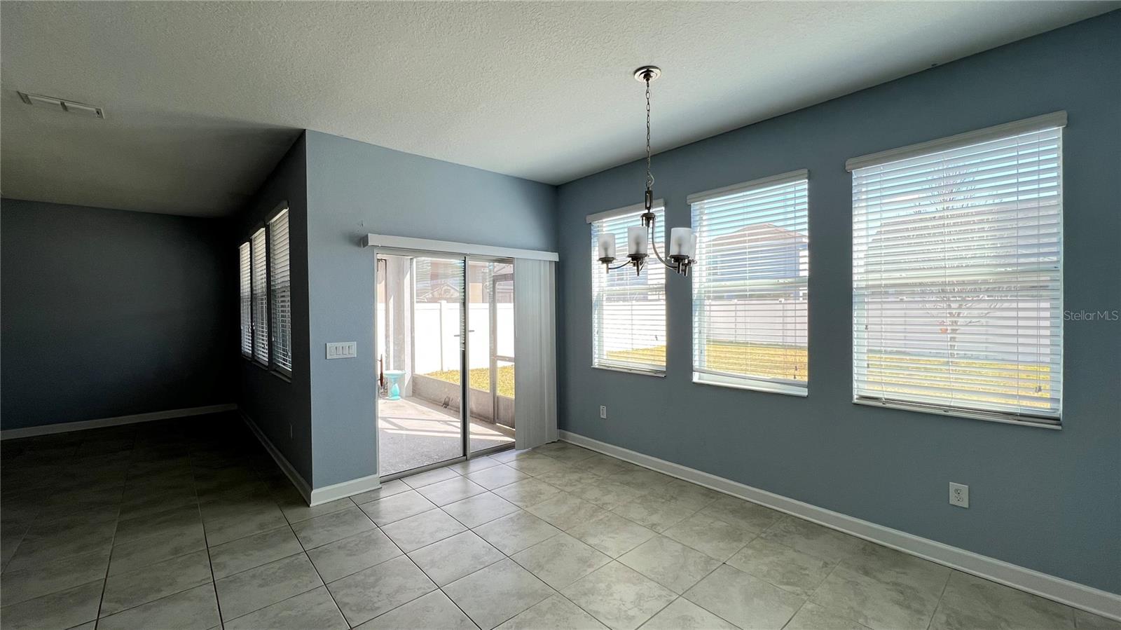 STOREY LAKE TR K - Residential