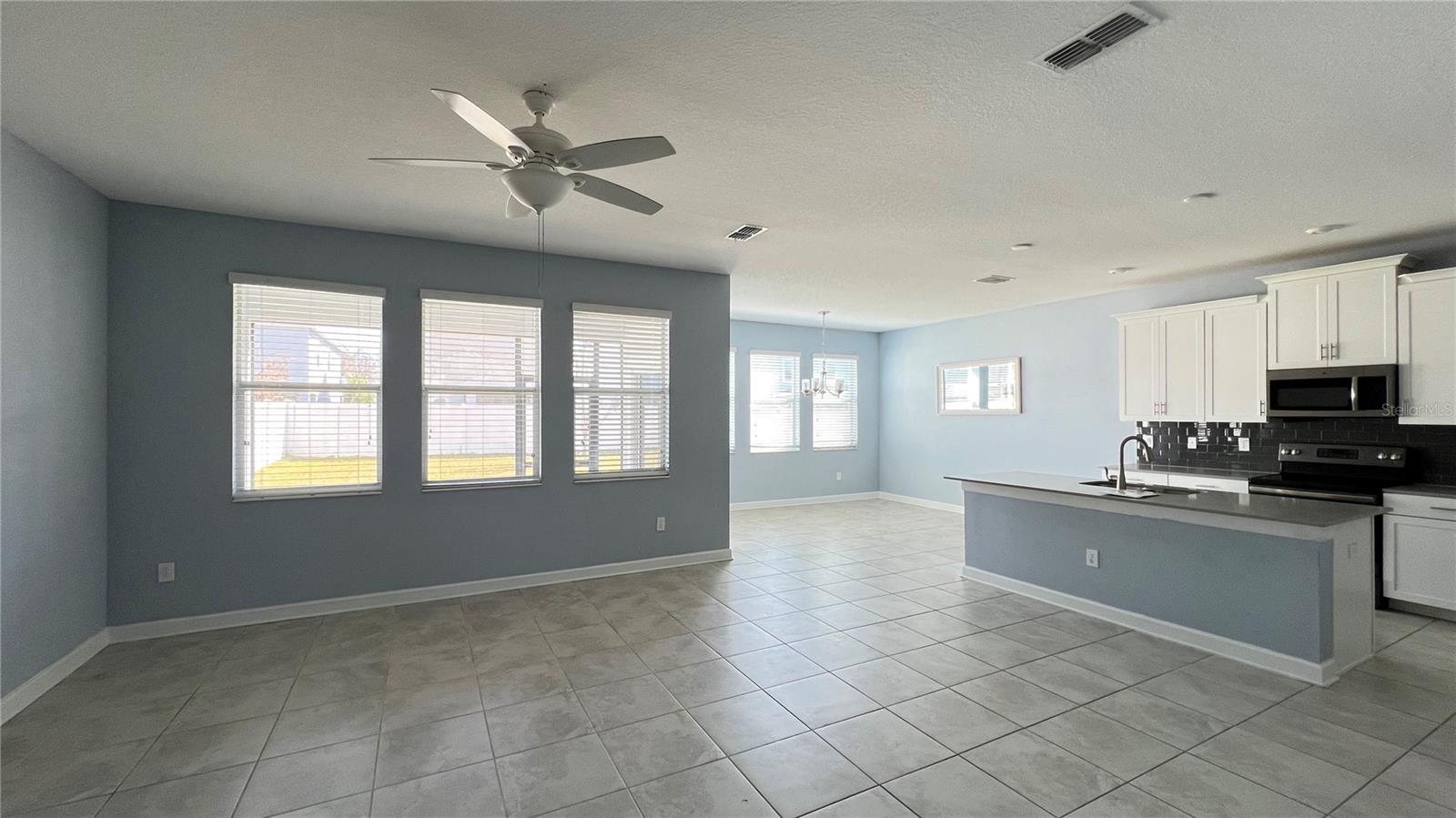 STOREY LAKE TR K - Residential