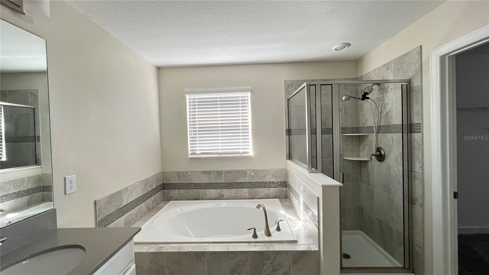 STOREY LAKE TR K - Residential