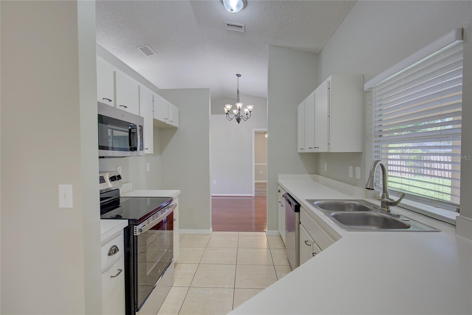 2333 APPALOOSA CIRCLE