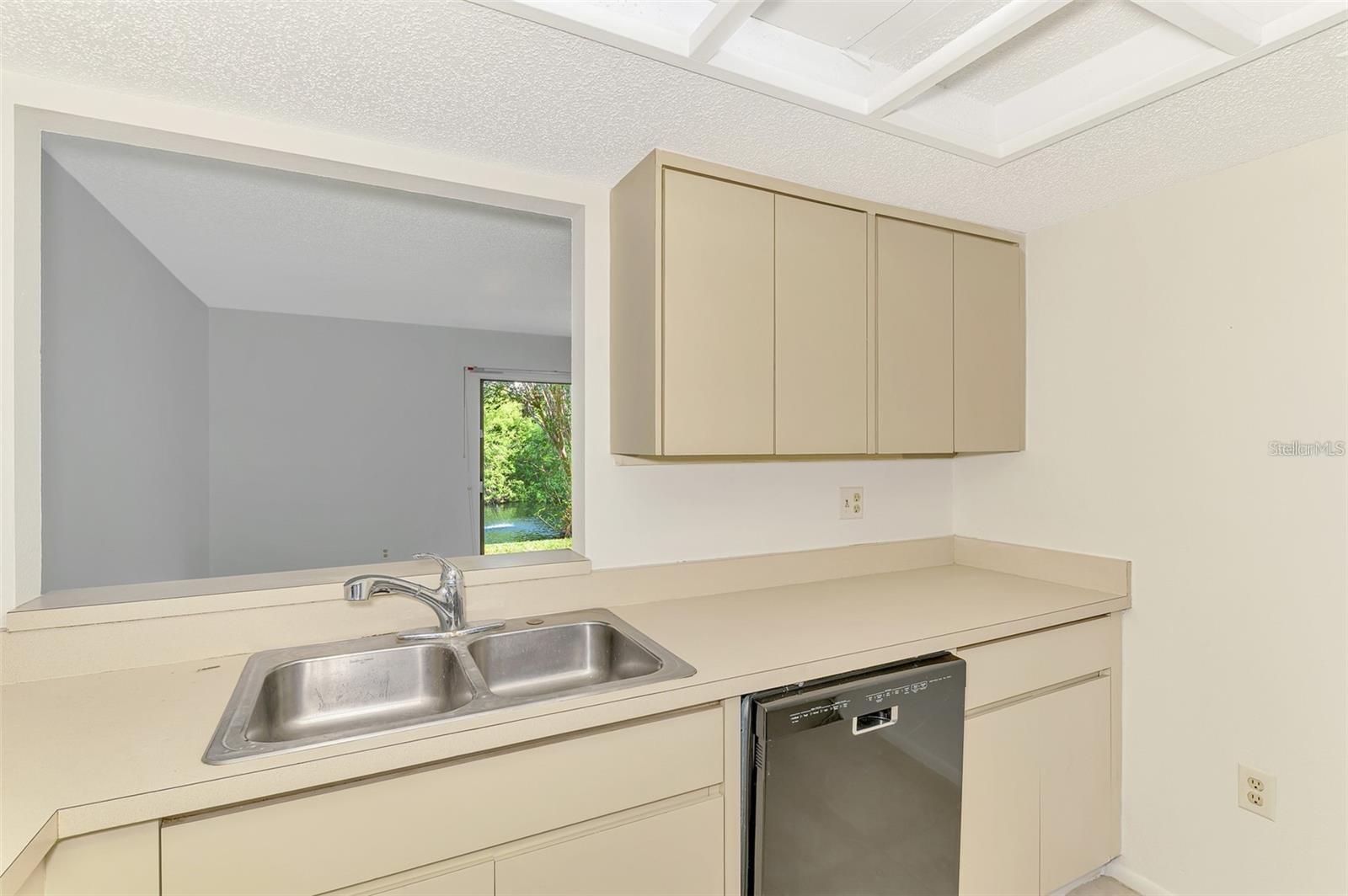 SUNRIDGE - Residential Lease